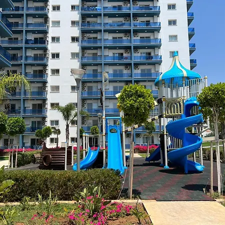 Deniz Manzarali Rezidans Apartment