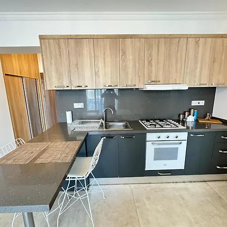 アパート Deniz Manzarali Rezidans Agios Georgios (Famagusta)