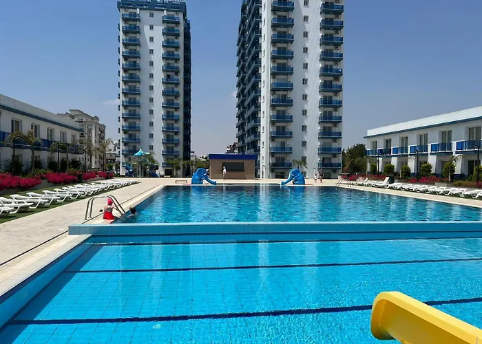 Deniz Manzarali Rezidans Apartmán *