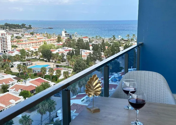 Deniz Manzarali Rezidans Agios Georgios (Famagusta)